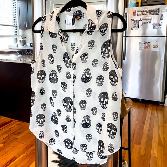 Skull Print Button Up - Picture 3 of 5